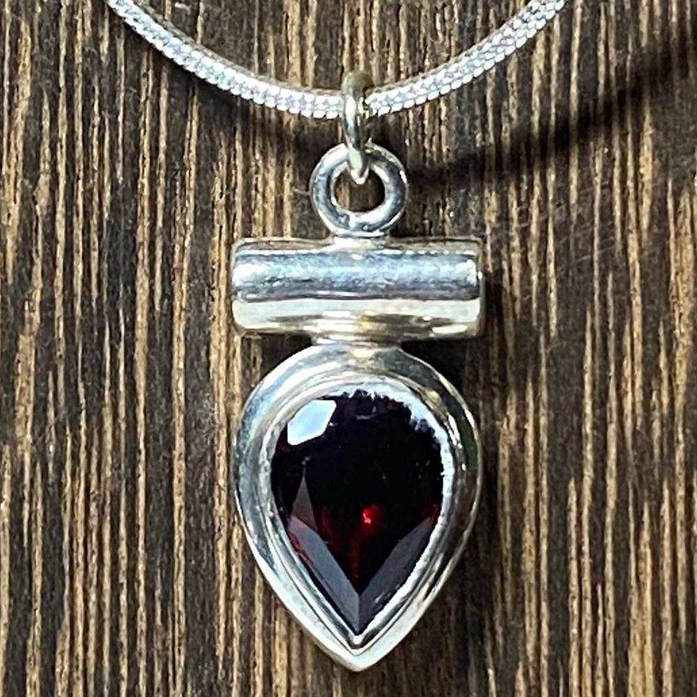 Sterling Chain w. Dark Red Crystal Pendant